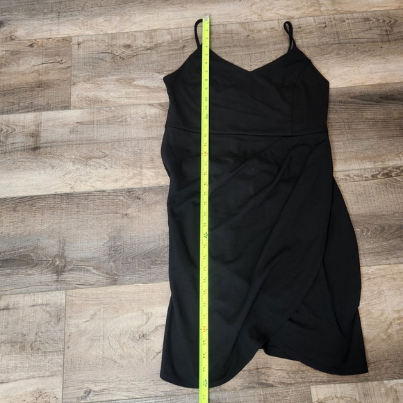 Zalalus Chic Black Ruched Spaghetti Strap Midi Dress Size: XL - Picture 7 of 7